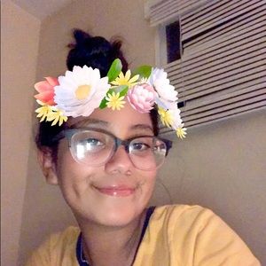 Meet your Posher, Marifer